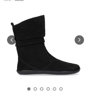 GROUNDIES ODESSA GO1-NEW IN BOX-BLACK SUEDE-SIZE 38 (7.5 US) BAREFOOT BOOTS